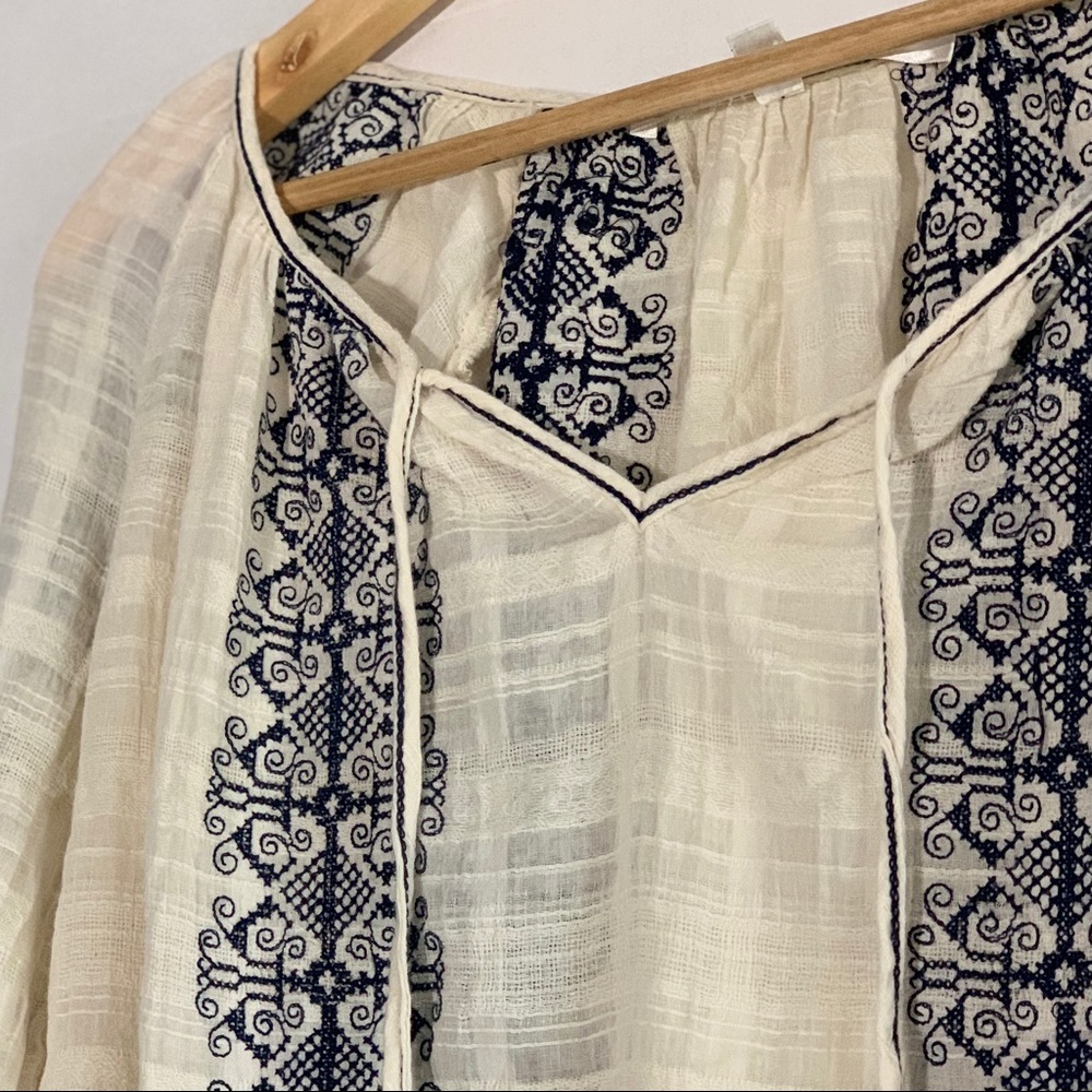 Max Studio Embroidered Long Sleeve Peasant Top - Picture 5 of 5